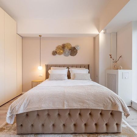 Style And View Bucharest City Center Aparthotel Ngoại thất bức ảnh