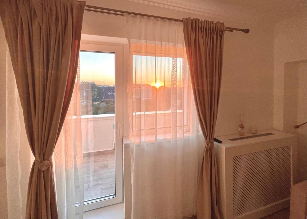 Style And View Bucharest City Center Aparthotel Ngoại thất bức ảnh