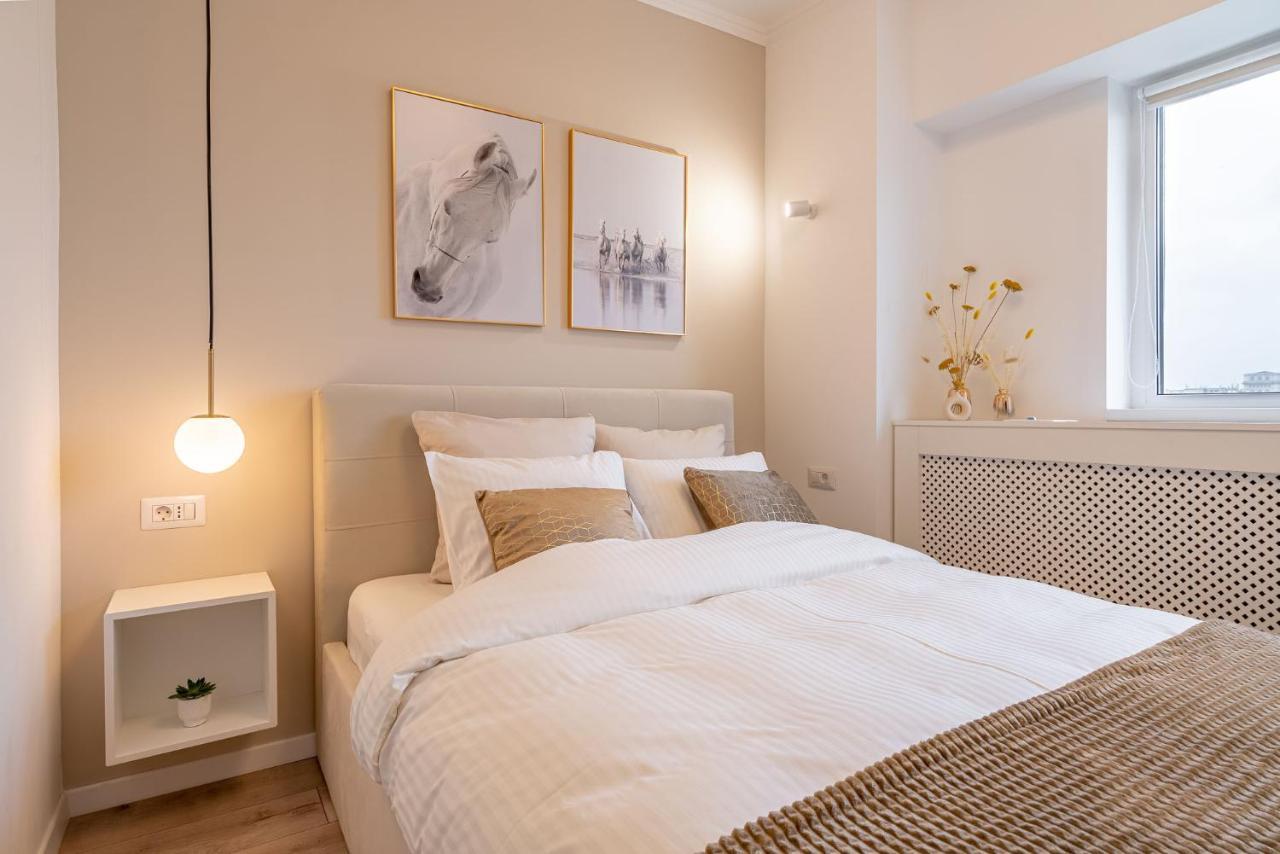 Style And View Bucharest City Center Aparthotel Ngoại thất bức ảnh