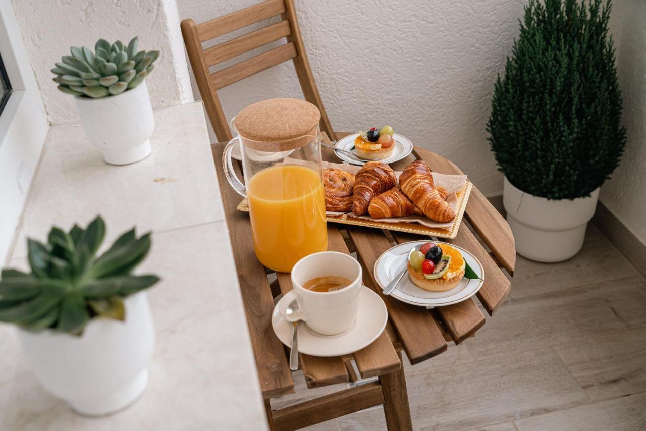 Style And View Bucharest City Center Aparthotel Ngoại thất bức ảnh