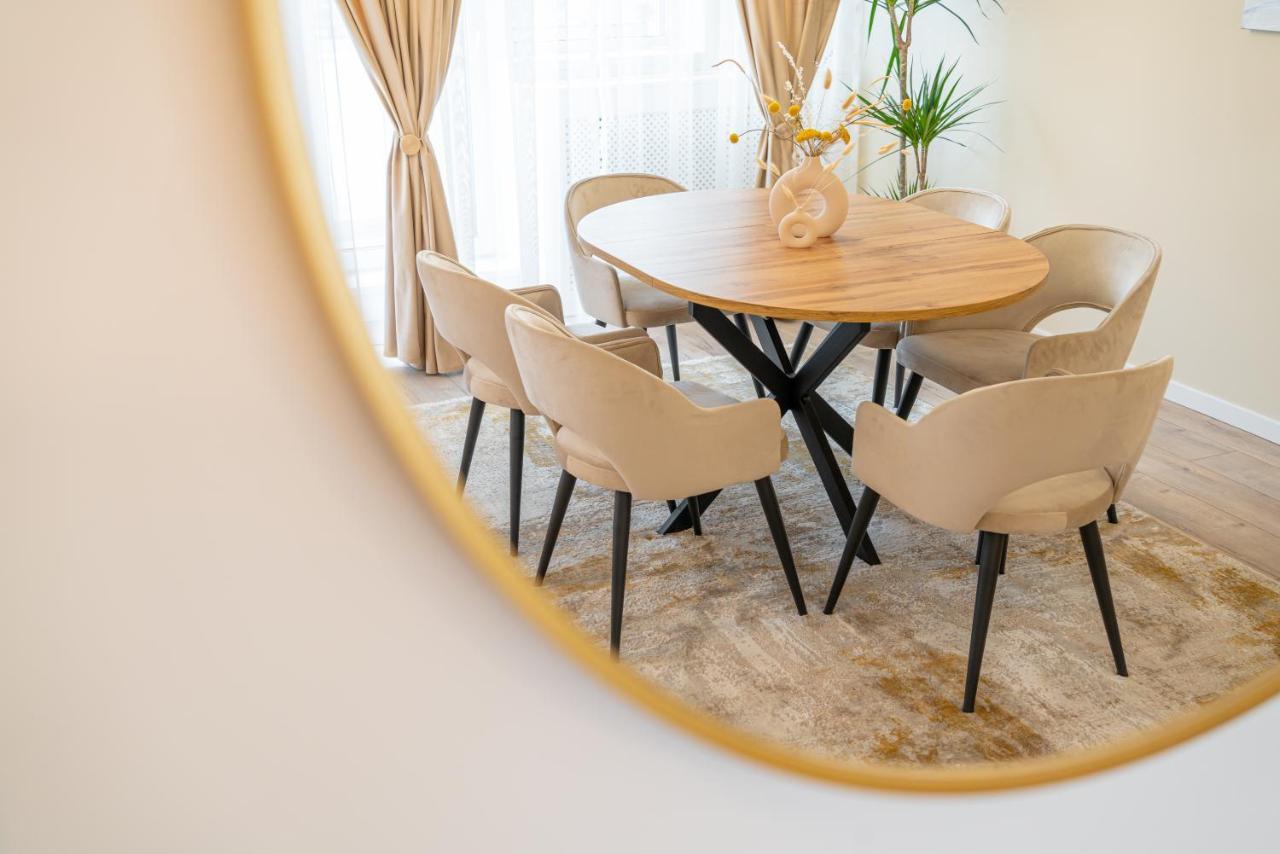 Style And View Bucharest City Center Aparthotel Ngoại thất bức ảnh